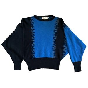 Vintage Voyager sweater, 90’s, GUC, size Large